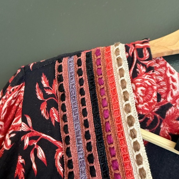 BLANK London (Anthropologie) M EUC V-Neck Blouse - Black and Red Floral- boho - Picture 6 of 14